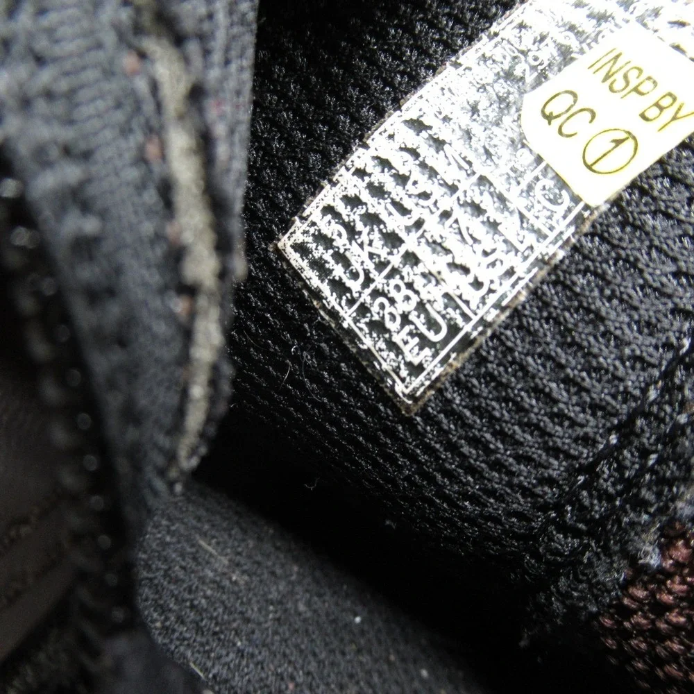 Dr. Martens item has